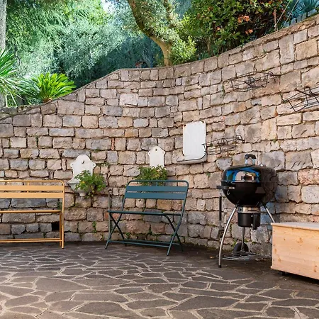 Villa Schlosser Front & Private Pool - Happy Malcesine