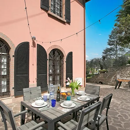 Villa Schlosser Front & Private Pool - Happy Malcesine