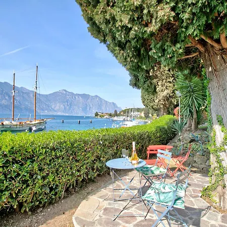 Villa Schlosser Front & Private Pool - Happy *